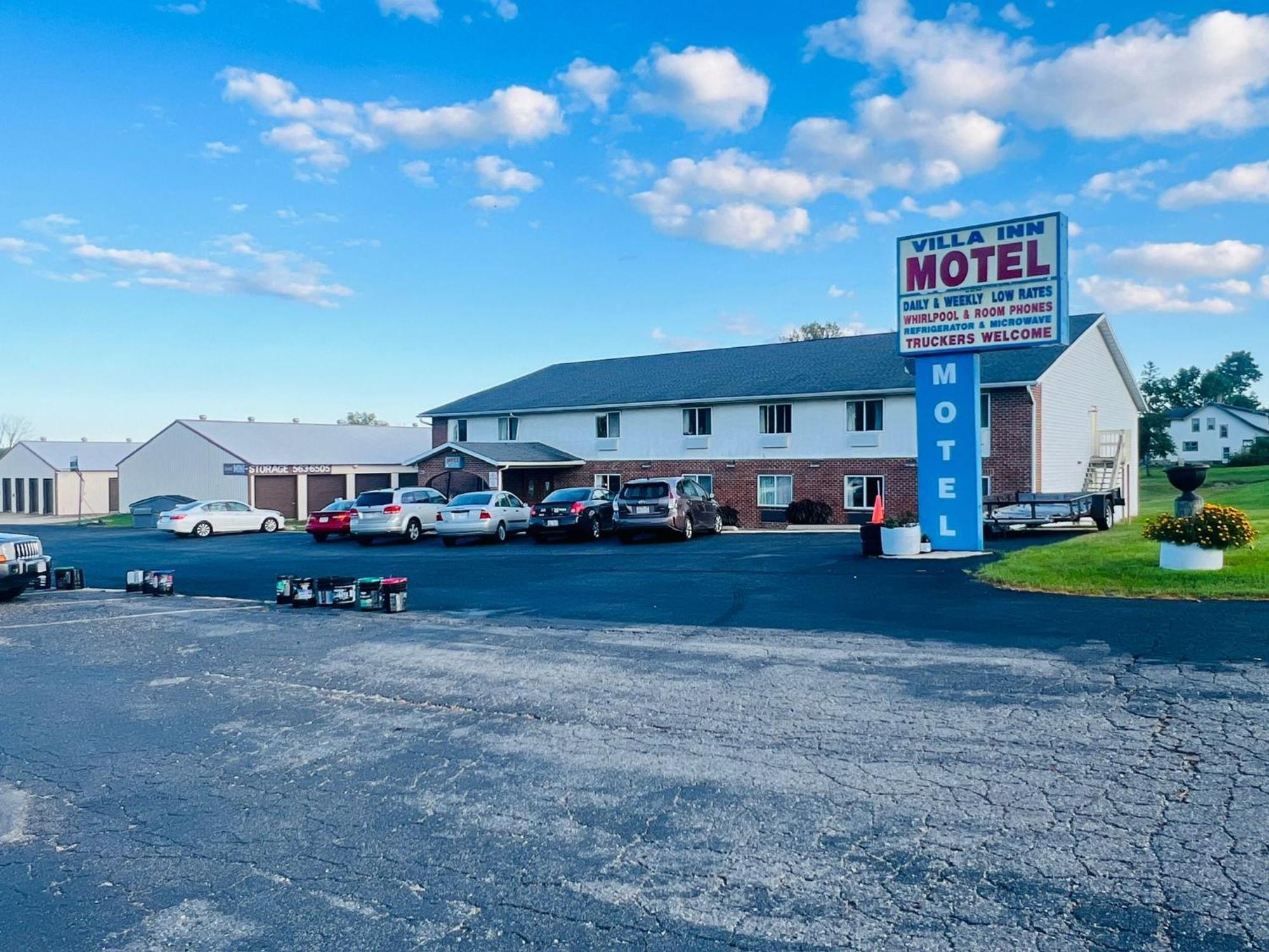 Villa Inn Motel Near Hwy 12 Wi Capital O Fort Atkinson Exterior foto