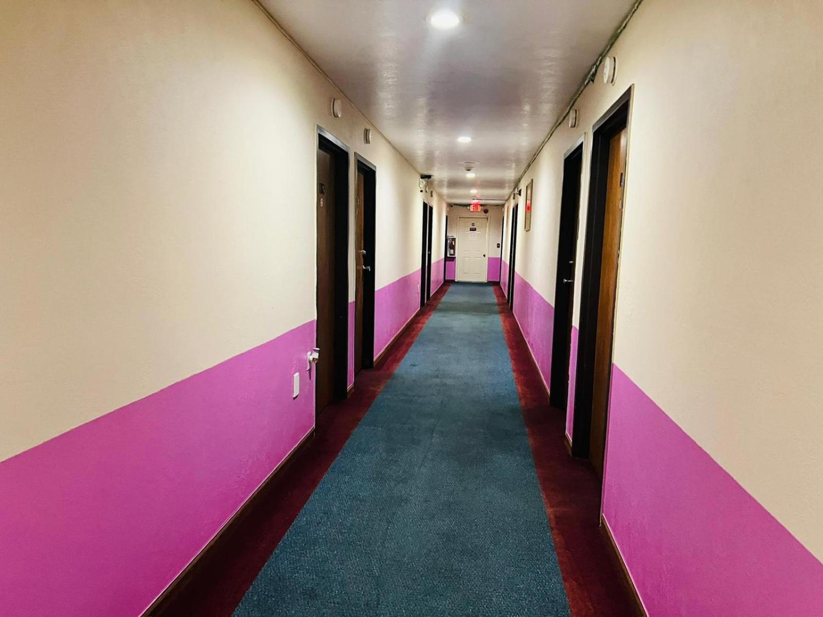 Villa Inn Motel Near Hwy 12 Wi Capital O Fort Atkinson Exterior foto